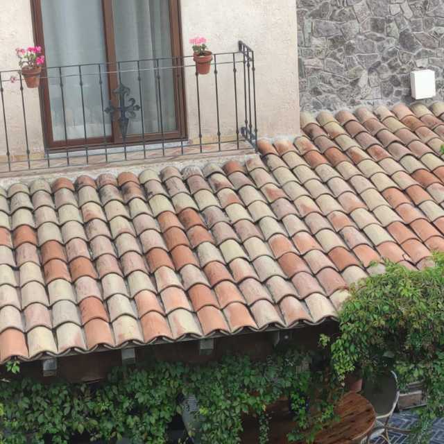 Teja Artesanal Blanca